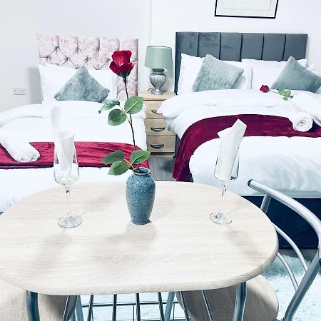 1 Bed Apartment Birmingham Extérieur photo