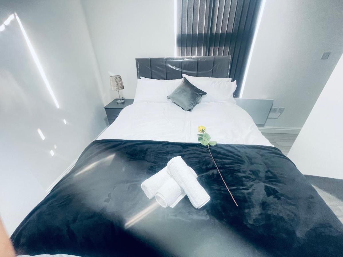 1 Bed Apartment Birmingham Extérieur photo