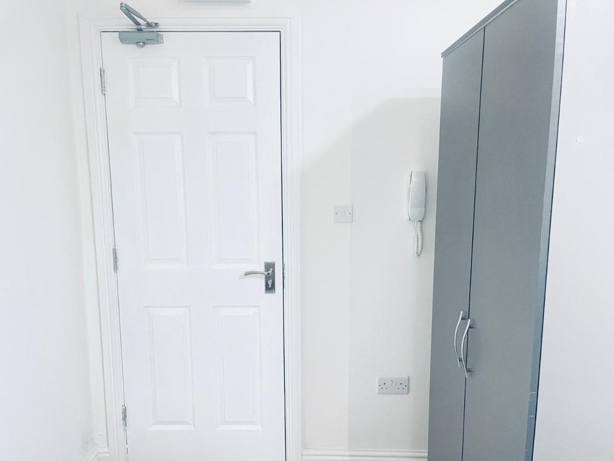 1 Bed Apartment Birmingham Extérieur photo