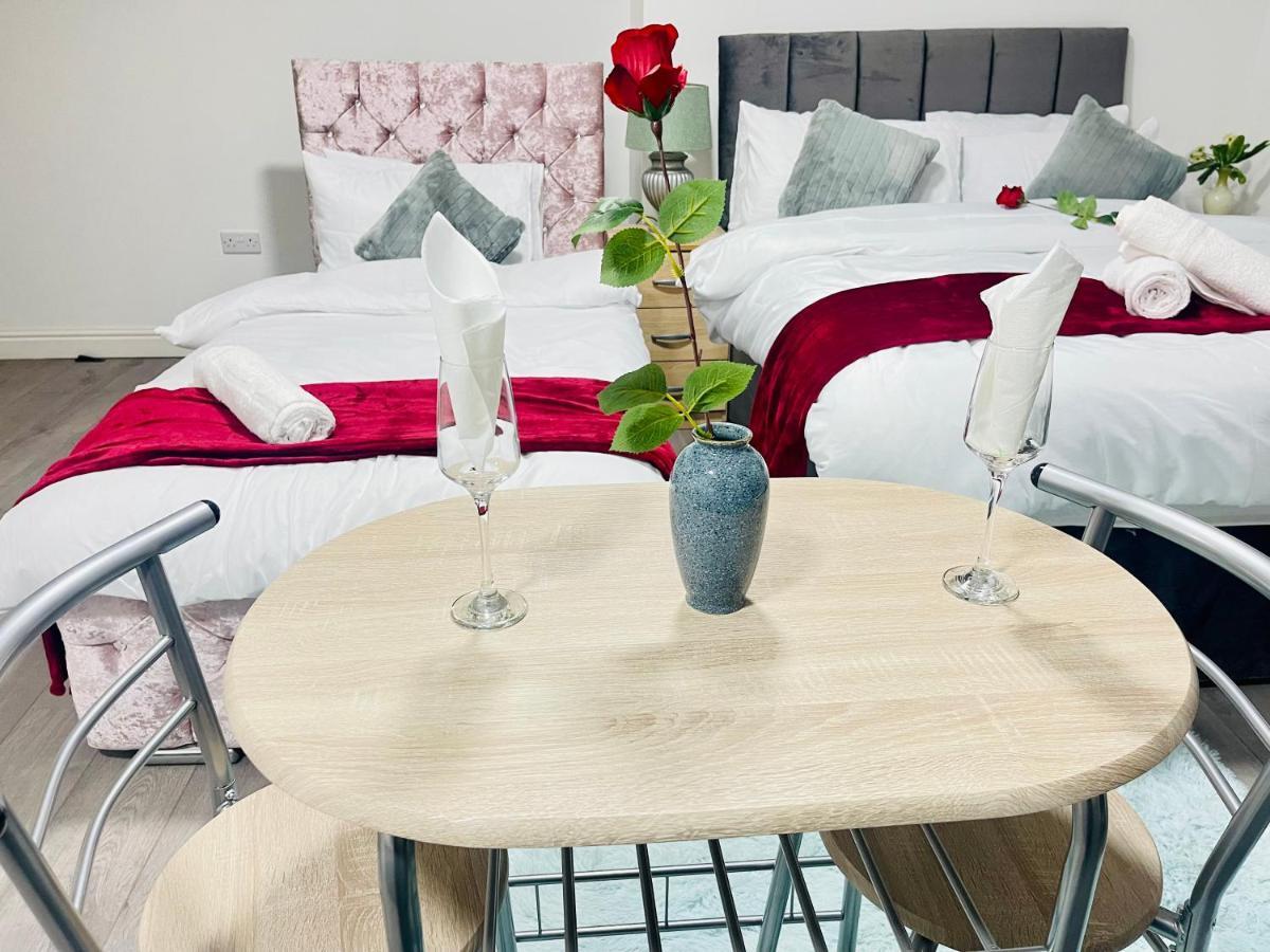 1 Bed Apartment Birmingham Extérieur photo