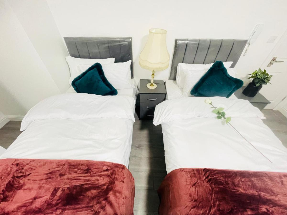 1 Bed Apartment Birmingham Extérieur photo