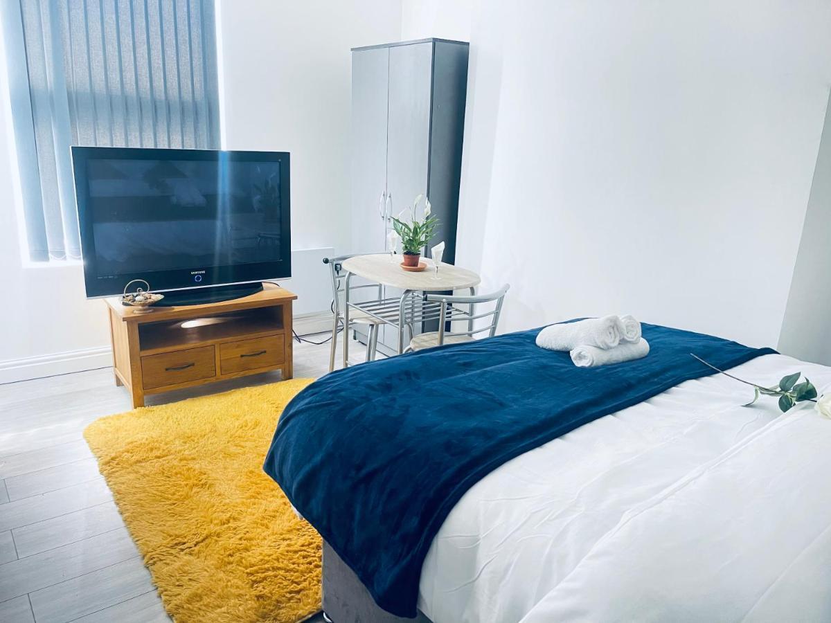 1 Bed Apartment Birmingham Extérieur photo